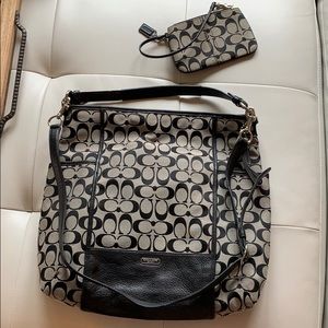 Coach purse and wristlet
